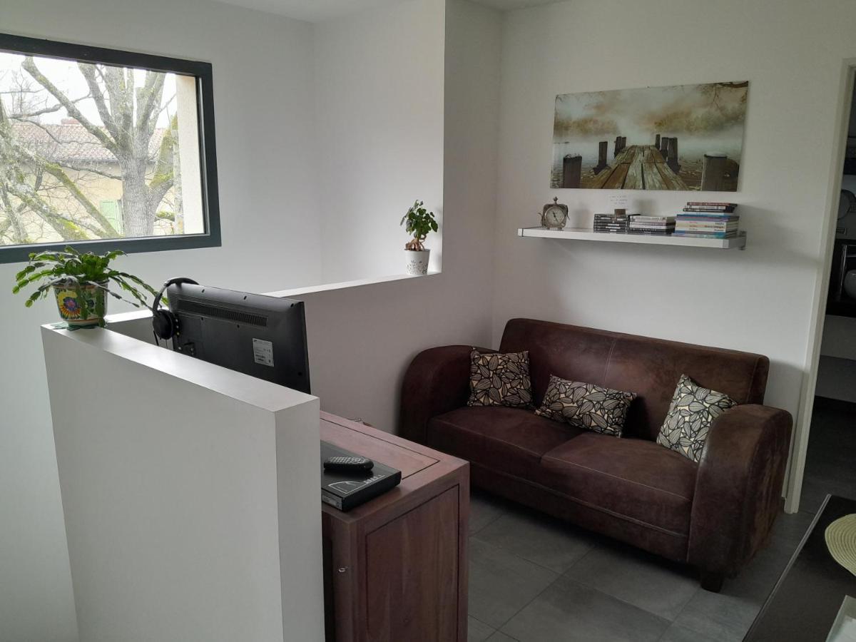 Apartament L'Olivier Mornant Zewnętrze zdjęcie