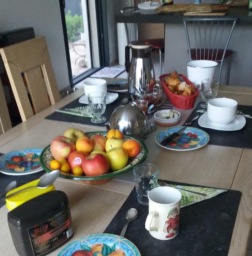 Apartament L'Olivier Mornant Zewnętrze zdjęcie